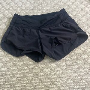 Lulu 2.5  black speed ups.